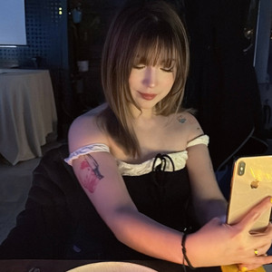 BBBBBB和BBBBBB的区别
